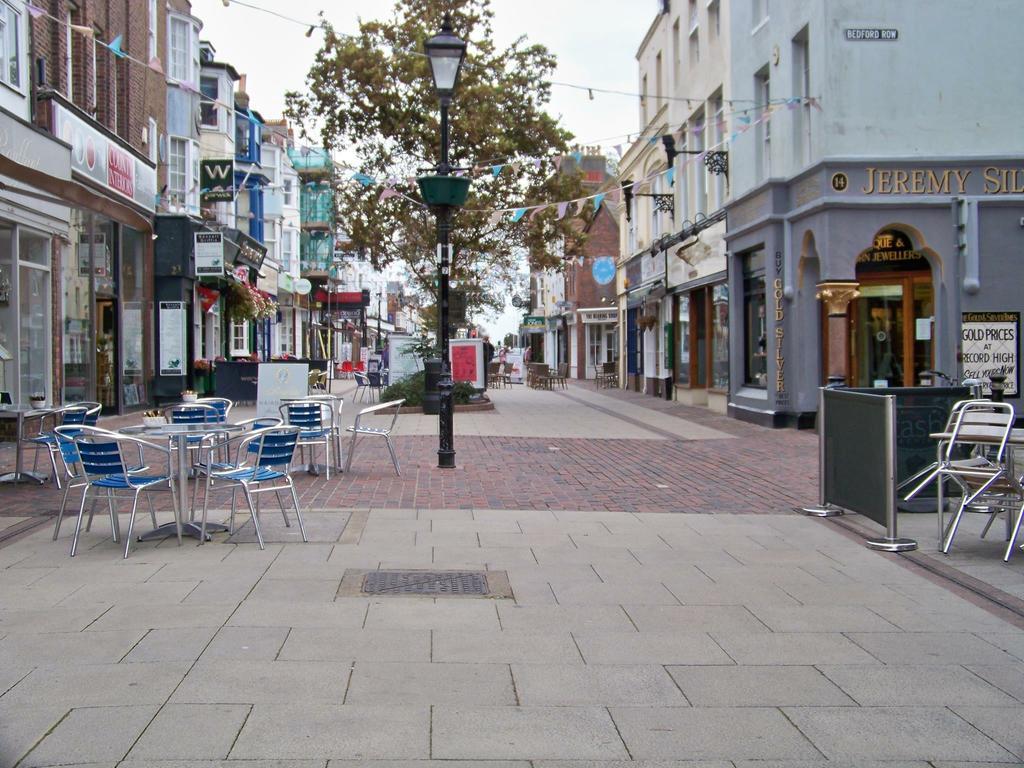 Queens Apartment Worthing Dış mekan fotoğraf